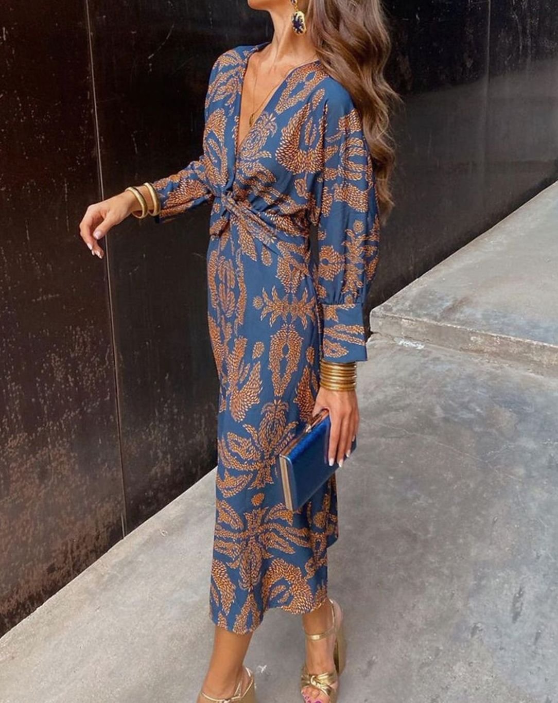 Women's Long-Sleeve V-Neck Twist-Front Printed Maxi Dress - Blue