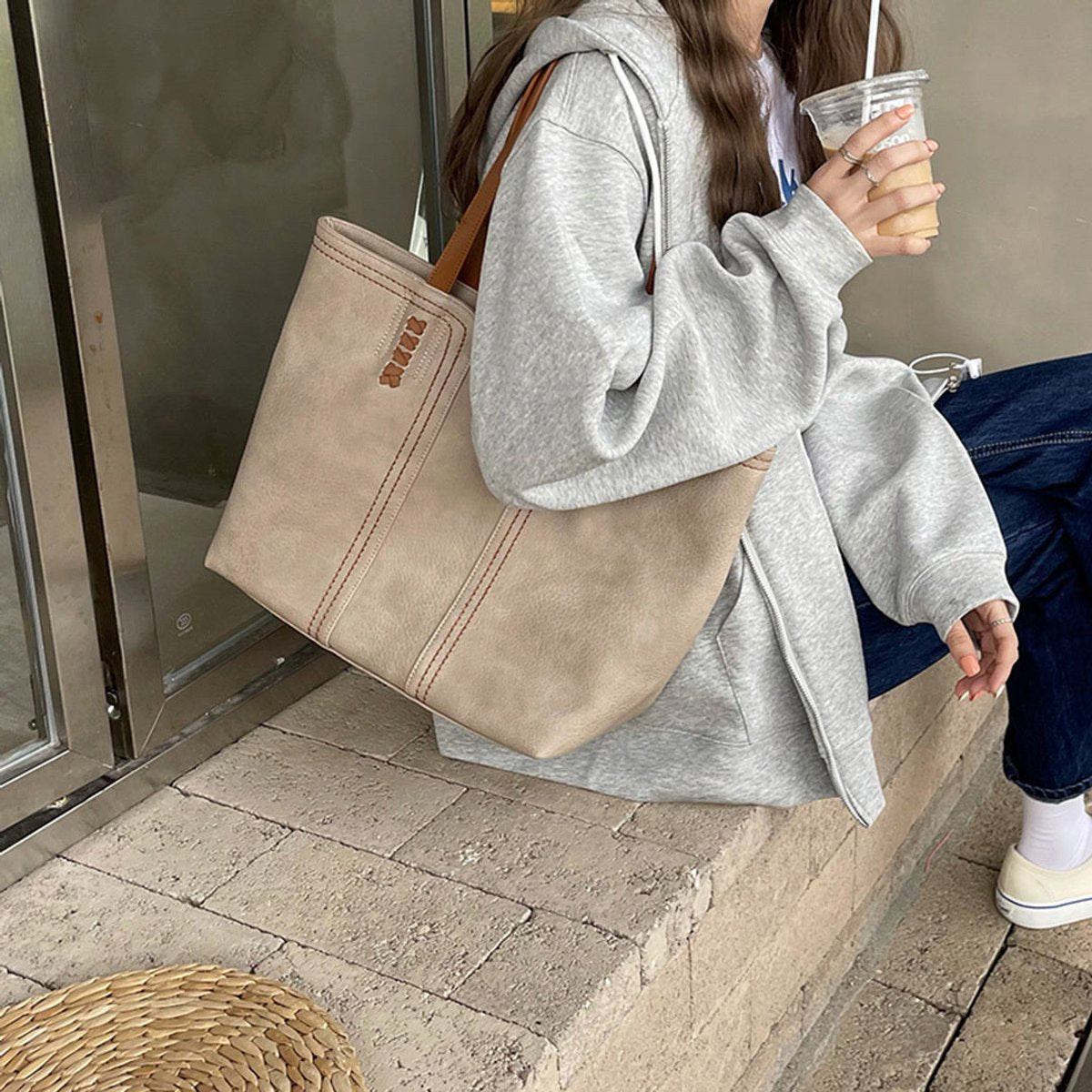 Women's Minimalist Faux Leather Structured Tote Bag