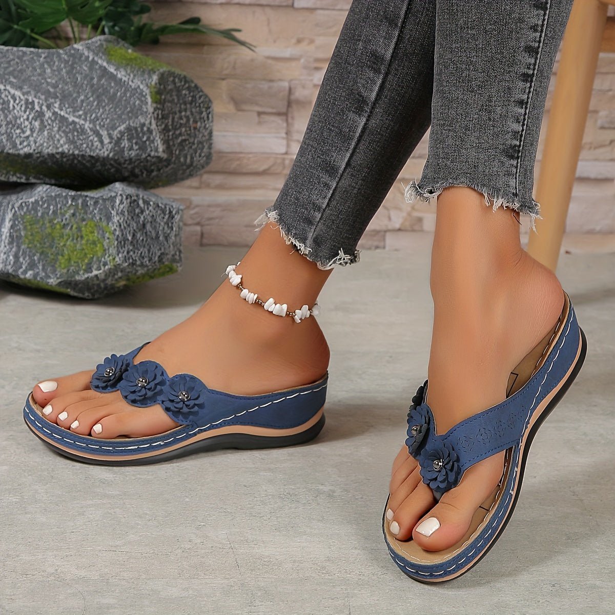 Women's Orthopedic Arch-Support Floral Wedge Flip-Flop Sandals
