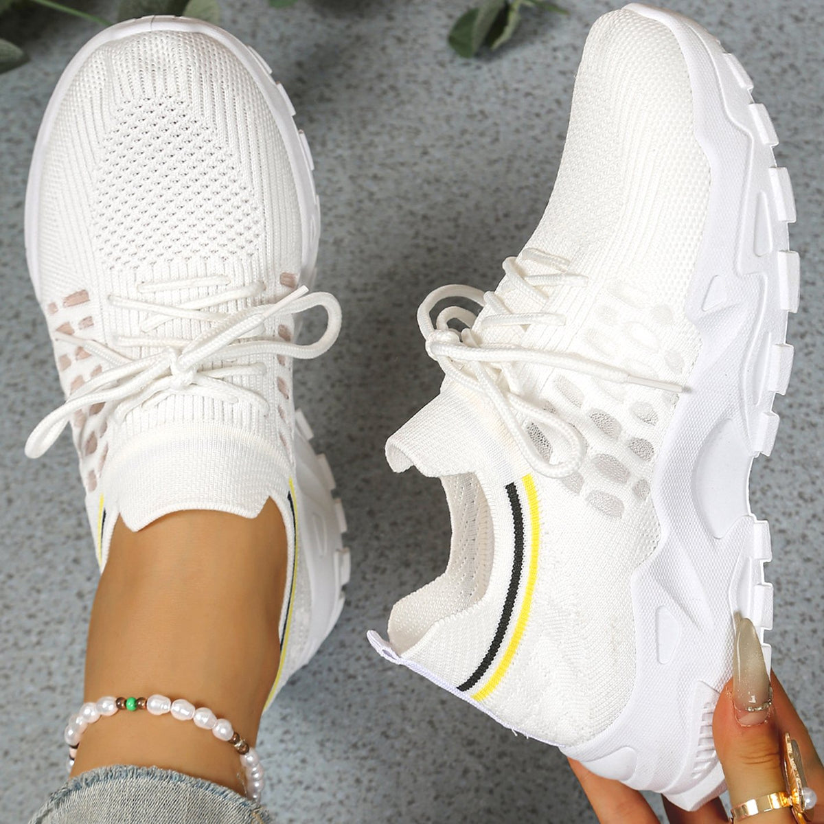 Women's Orthopedic Lace-Up Mesh Chunky Sneakers - White