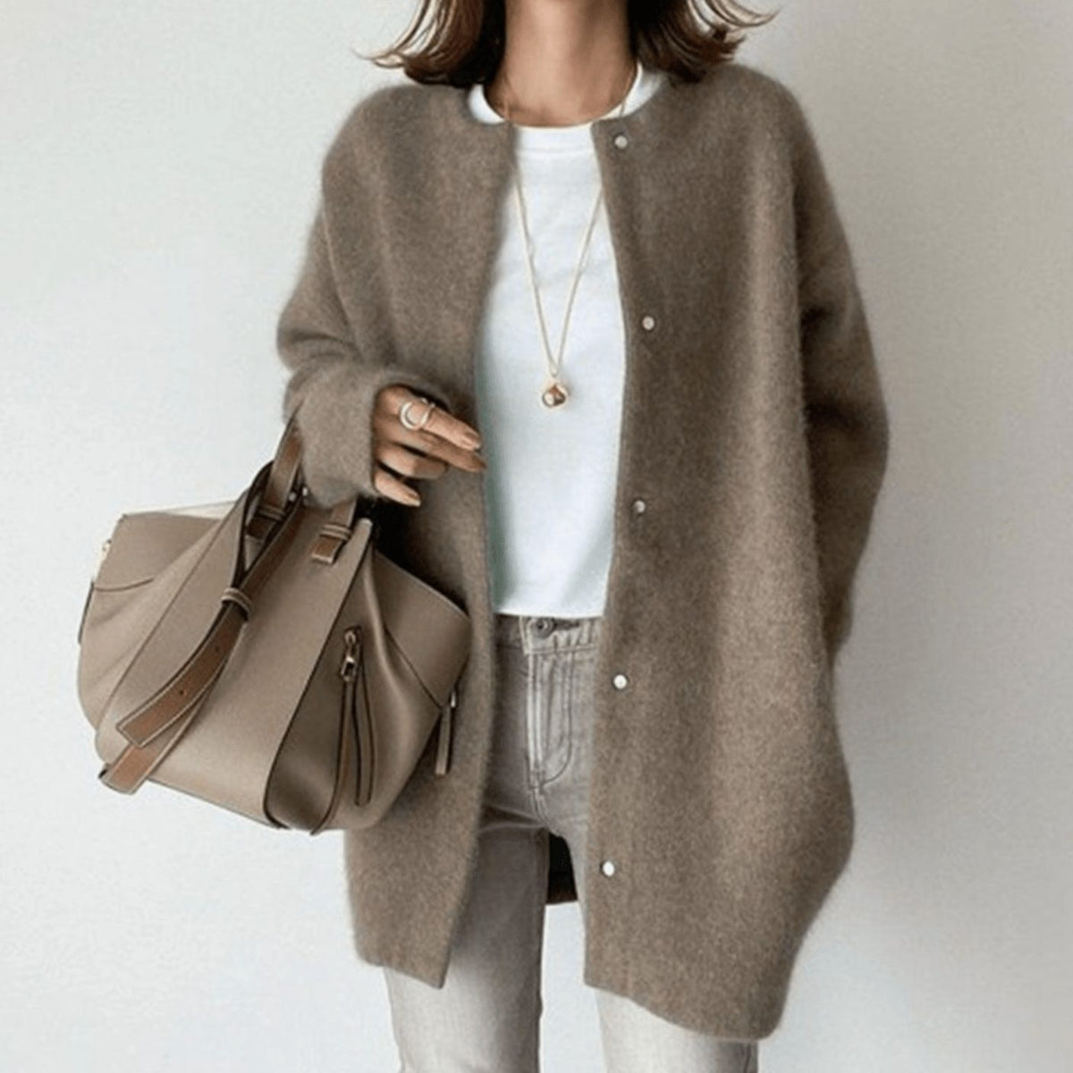 Women's Oversized Button-Up Knit Cardigan Round Neck