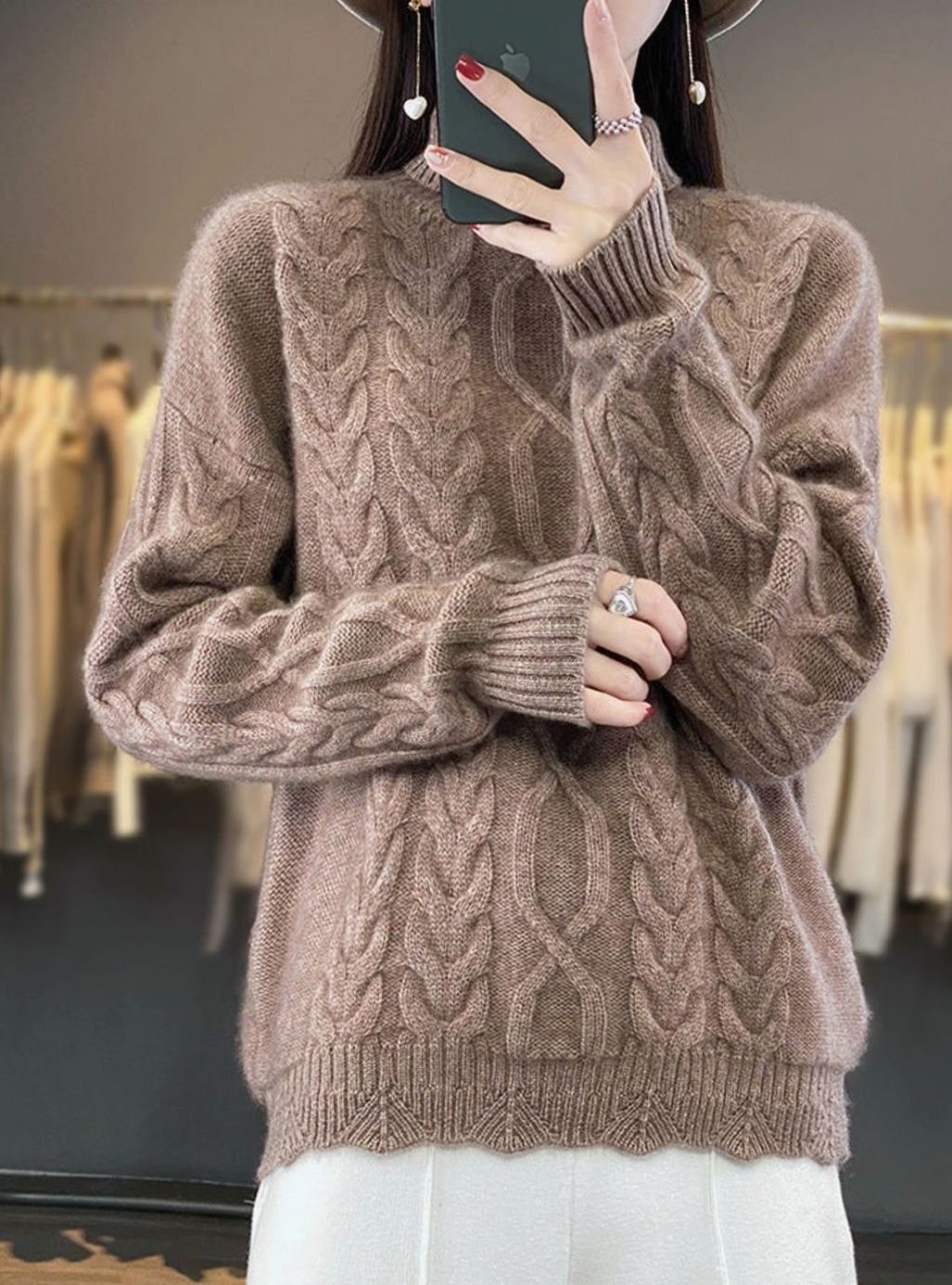 Women's Oversized Cable-Knit Crew Neck Jumper