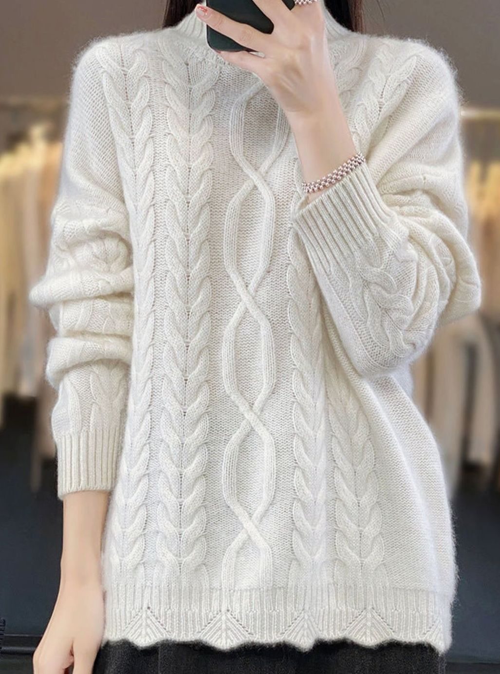 Women's Oversized Cable-Knit Crew Neck Jumper