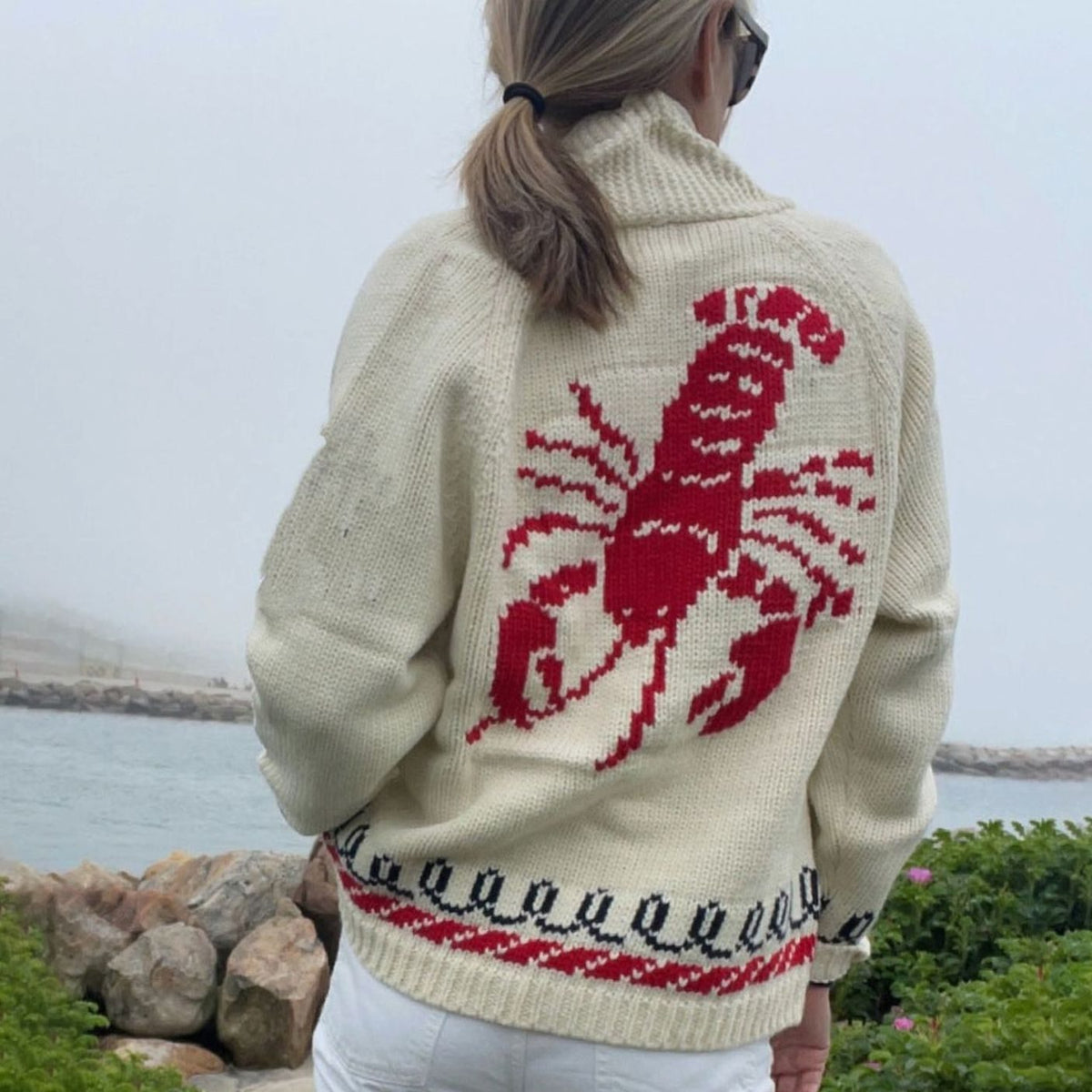 Women's Oversized Chunky Knit Cardigan Nautical Whale Motif - Beige (Lobster)