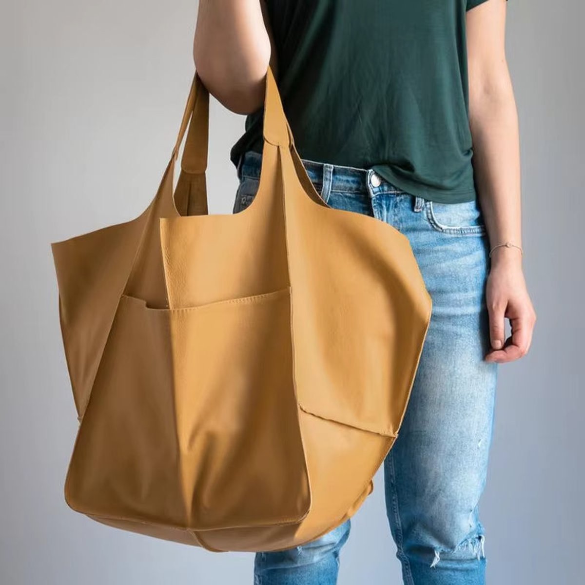 Women's Oversized Faux Leather Magnetic-Clasp Tote Bag - Senf