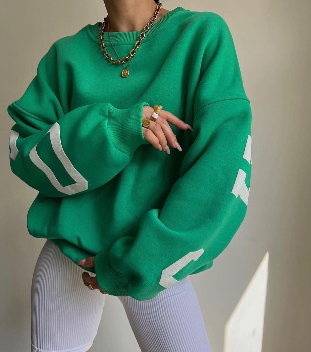 Women's Oversized Fleece-Lined Varsity Sleeve Crewneck Jumper - Green