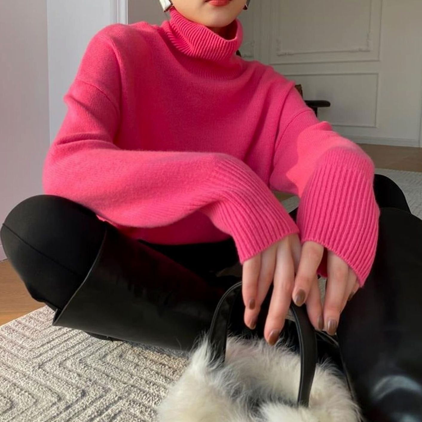 Women's Oversized Knit Turtleneck Long-Sleeve Jumper - Pink