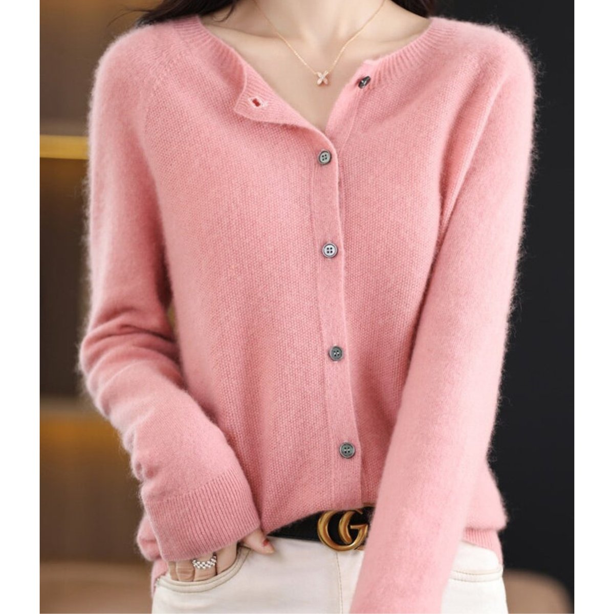 Women's Oversized Merino Wool Button-Up Knit Cardigan - Light Pink