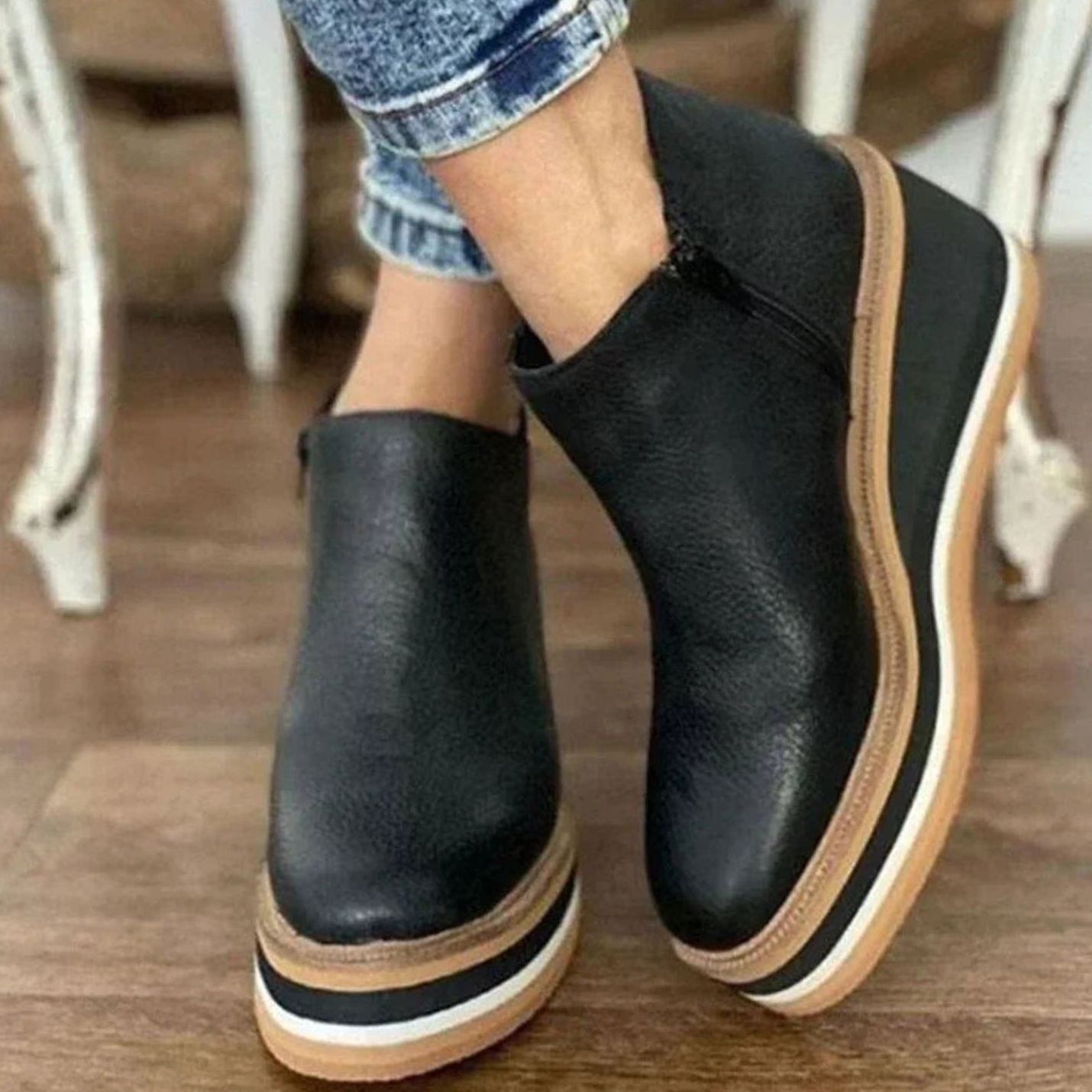 Women's Platform Wedge Winter Chelsea Boots - Black