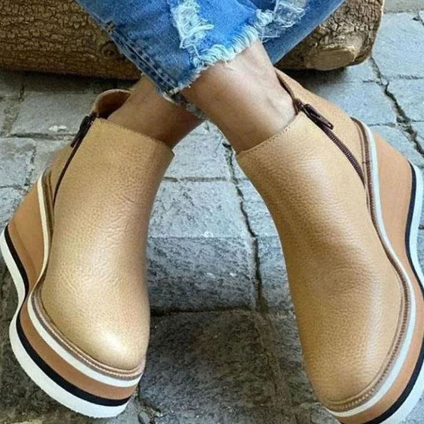 Women's Platform Wedge Winter Chelsea Boots - Khaki
