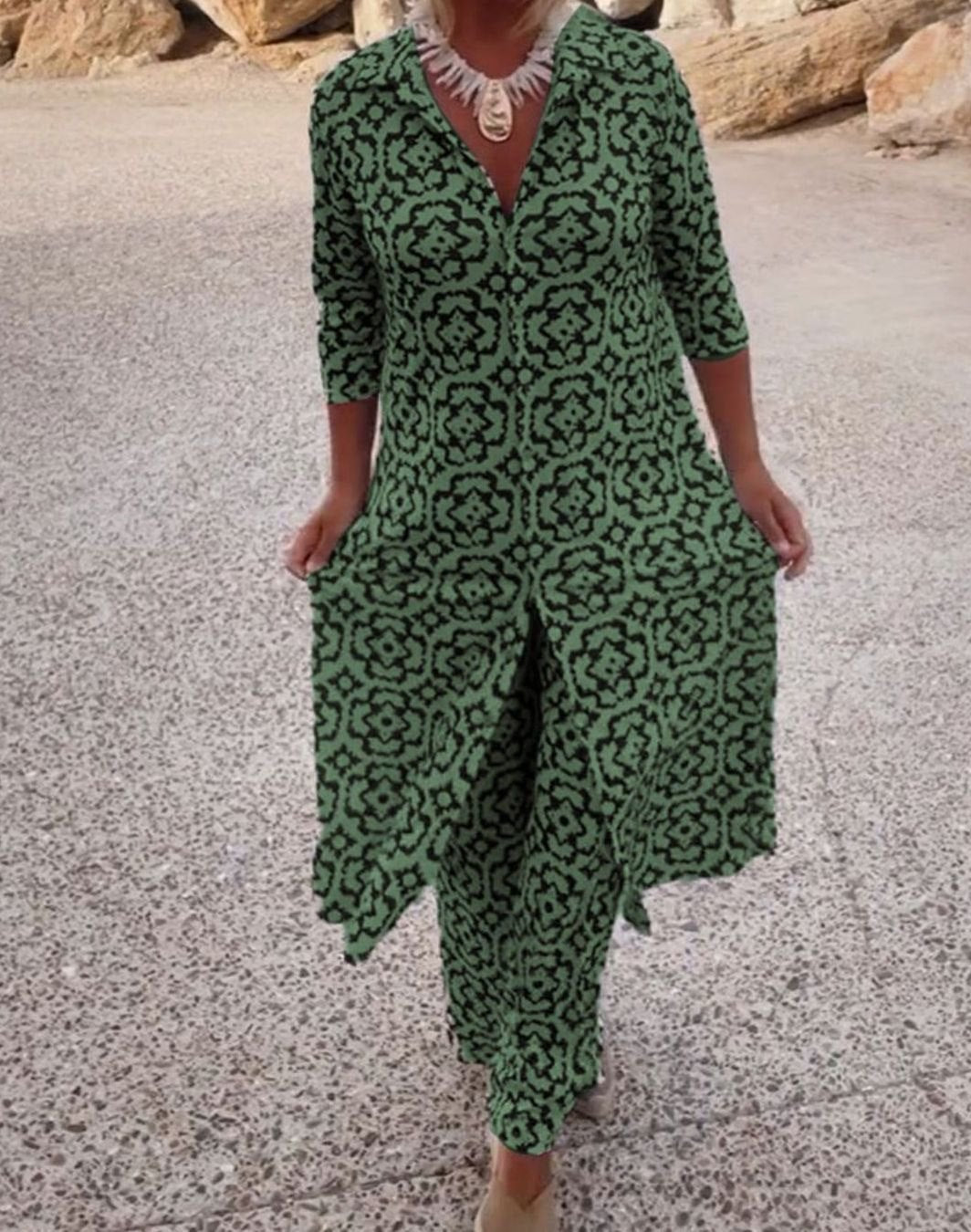 Women's Printed Blouse Straight-Leg Trouser Two-Piece Set - Green