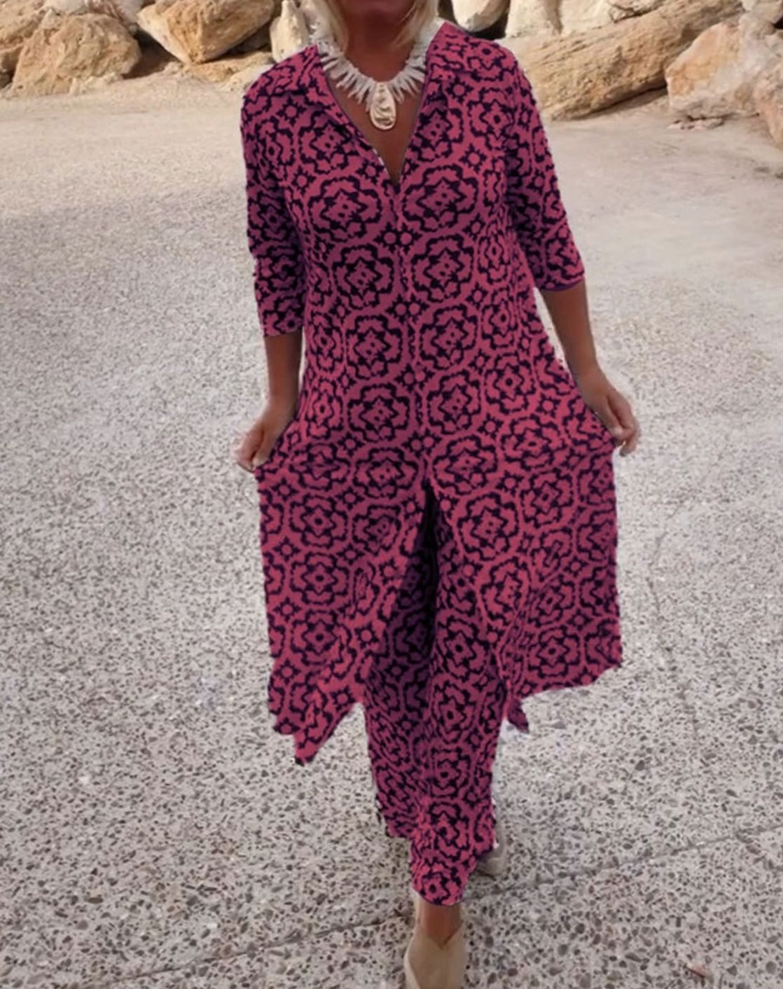 Women's Printed Blouse Straight-Leg Trouser Two-Piece Set - Red