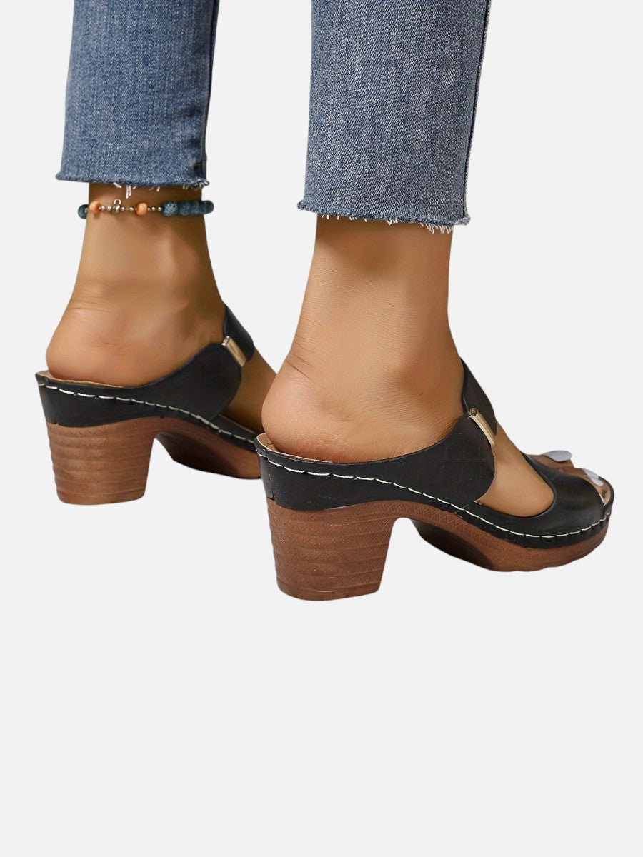 Women's Quilted Faux Leather Block Heel Mule Sandals