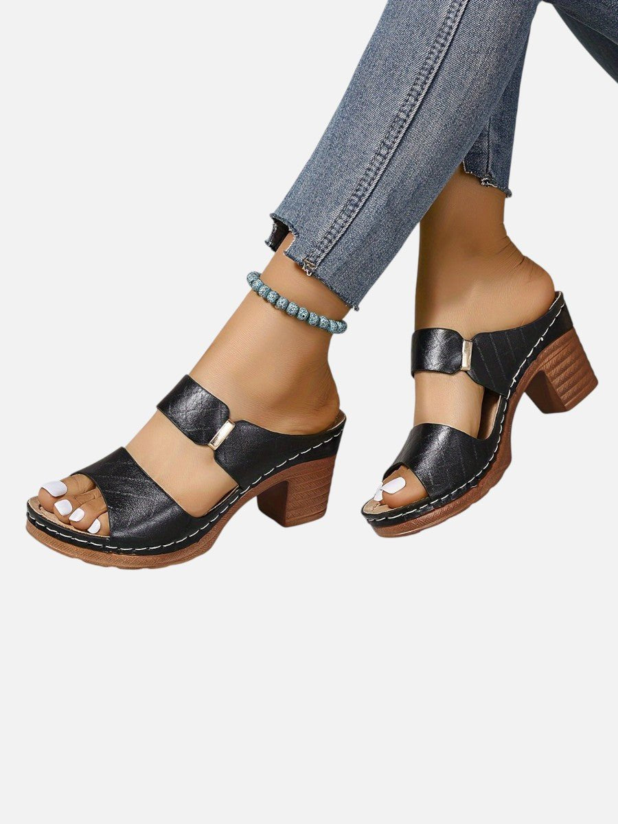 Women's Quilted Faux Leather Block Heel Mule Sandals - Black