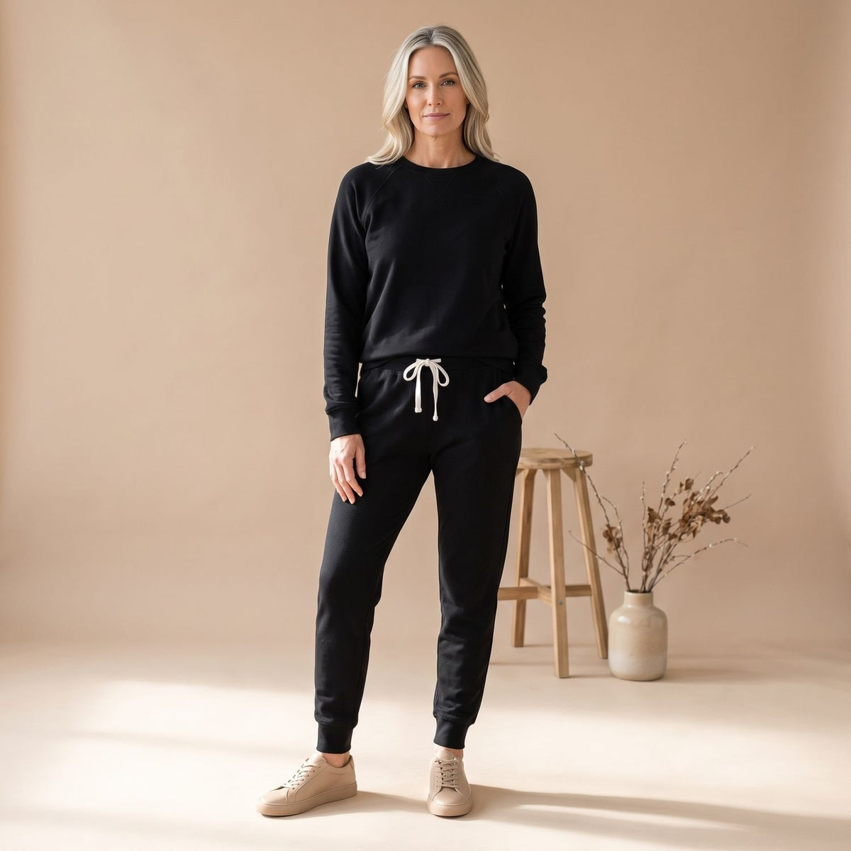 Women's Relaxed-Fit Long Sleeve Jogger Coord Set - Black