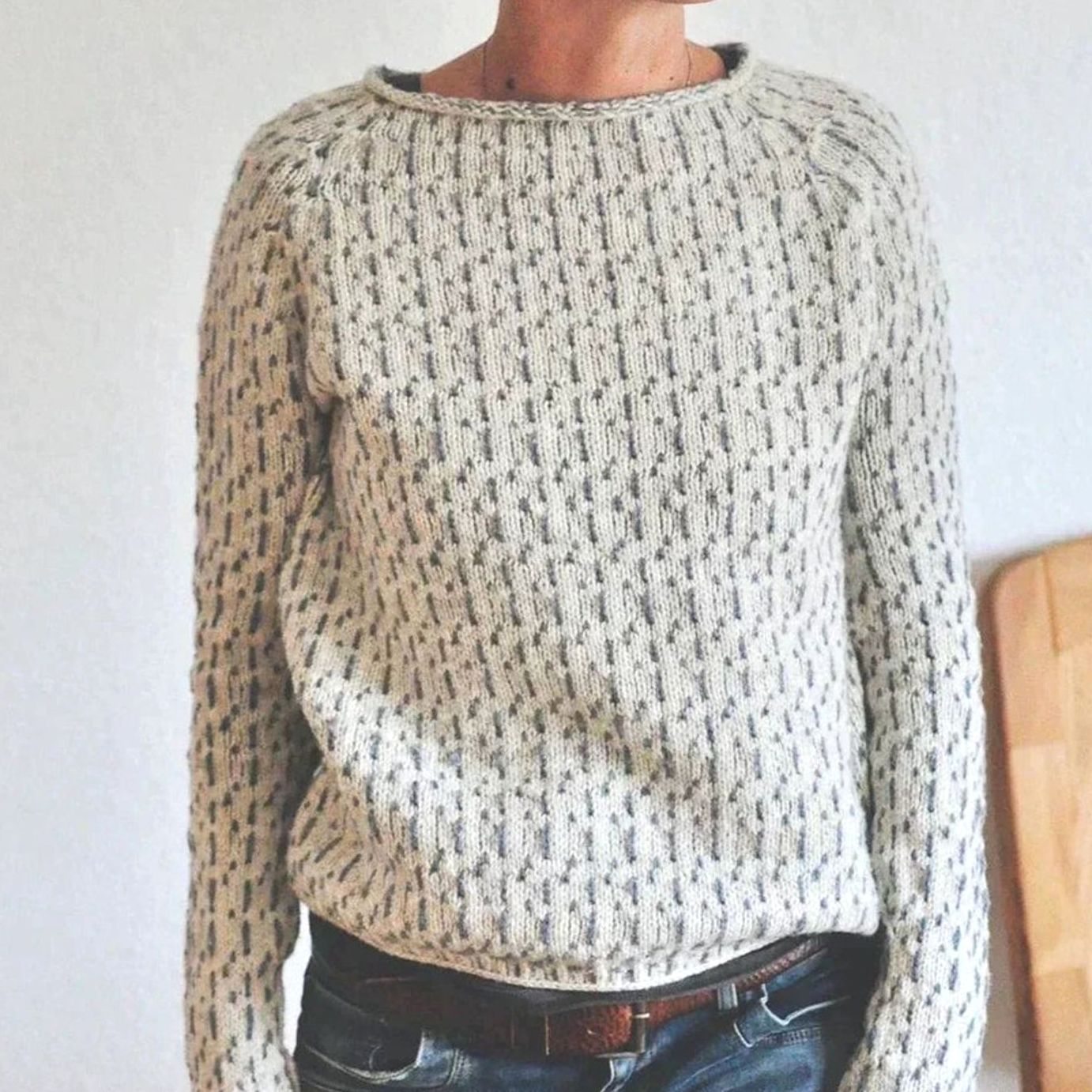 Women's Relaxed-Fit Round Neck Long Sleeve Knit Sweater
