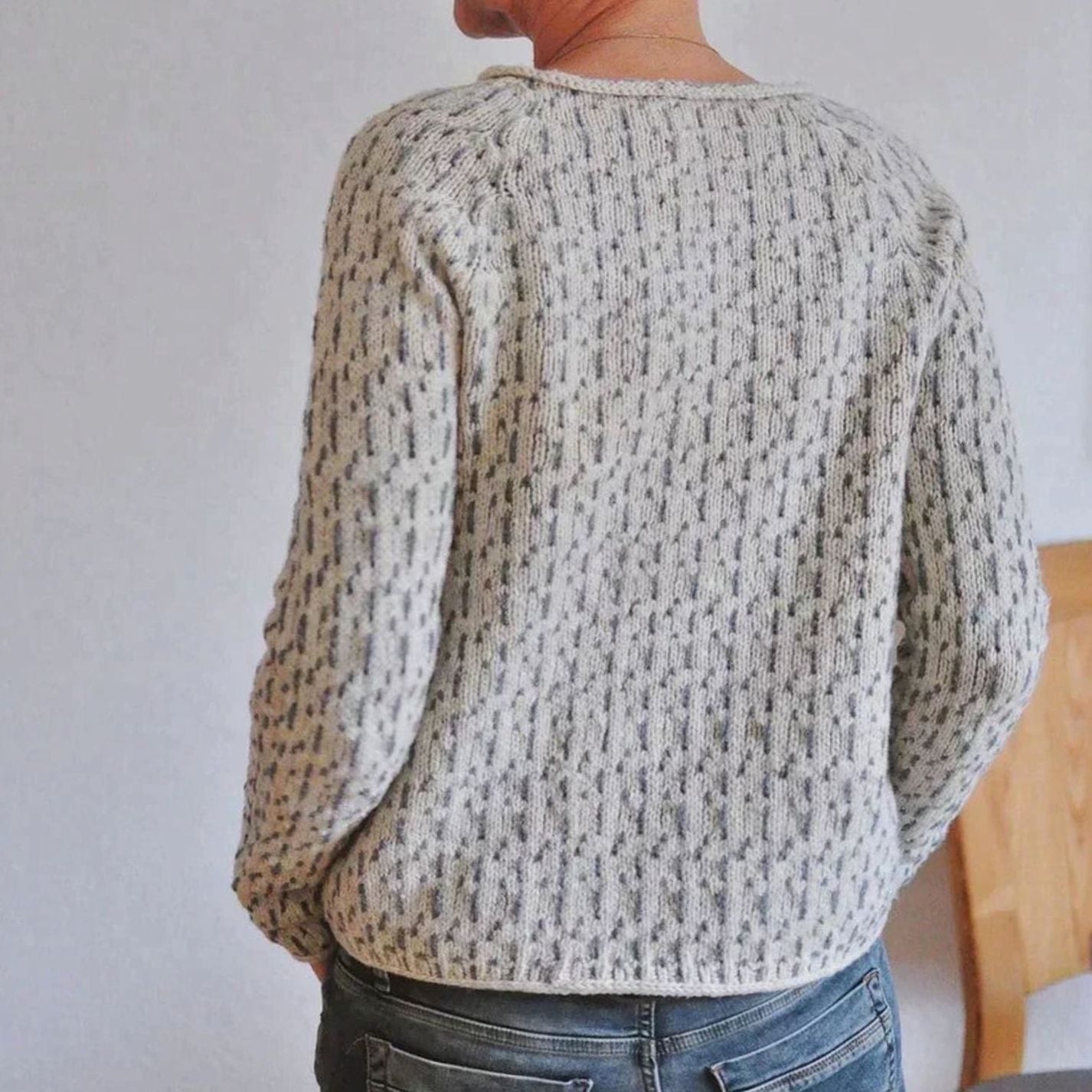 Women's Relaxed-Fit Round Neck Long Sleeve Knit Sweater
