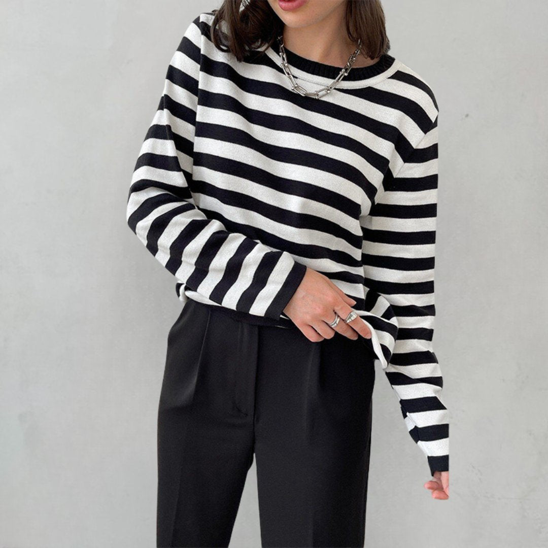 Women's Relaxed-Fit Striped Long-Sleeve Knit Jumper Top - Black