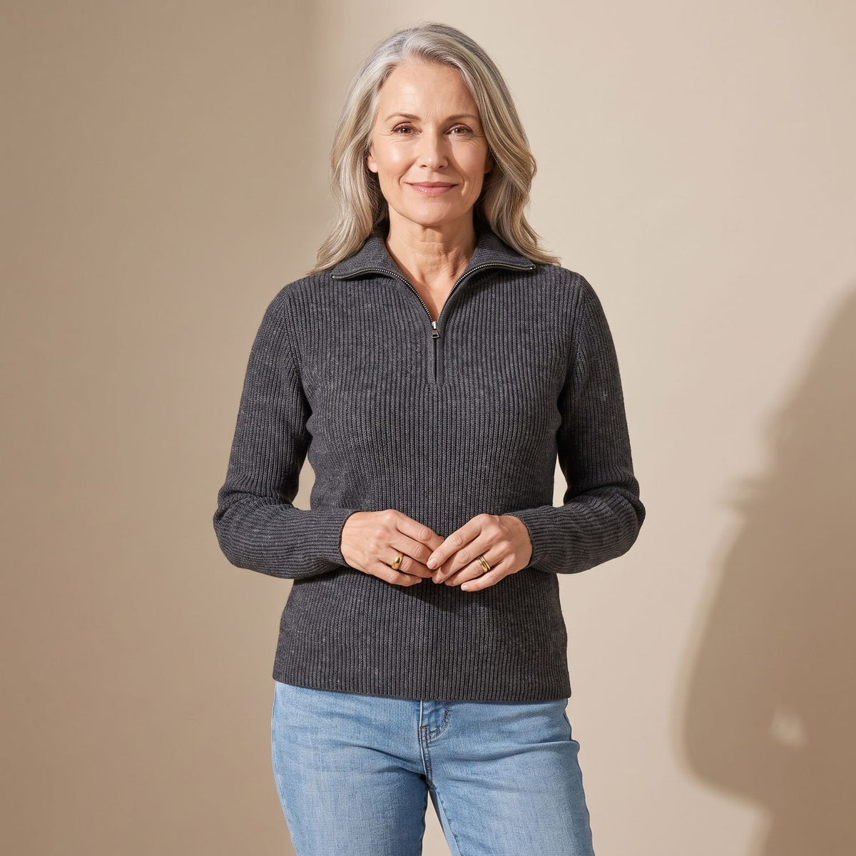 Women's Relaxed-Fit Textured Knit Quarter-Zip Jumper - Grey