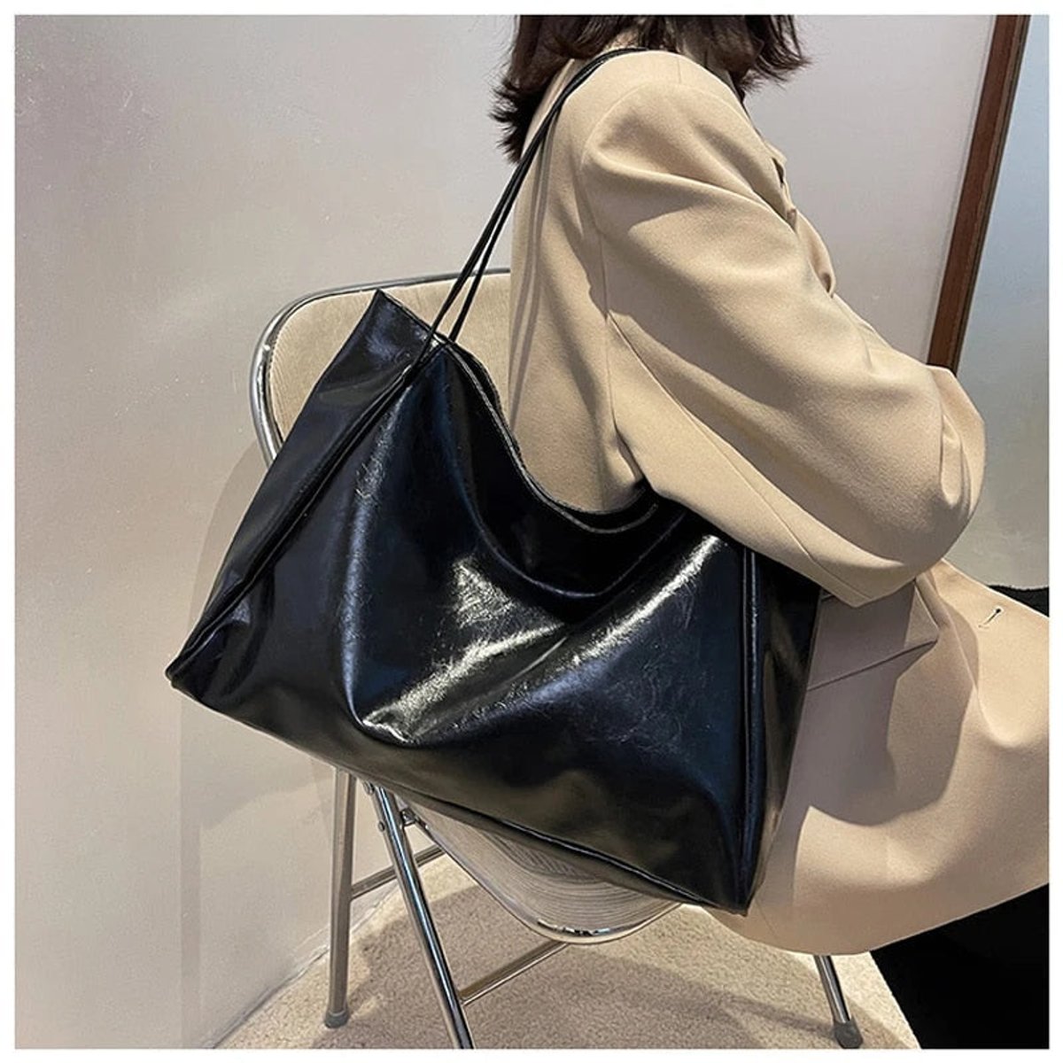 Women's Retro PU Leather Large Shoulder Tote Bag