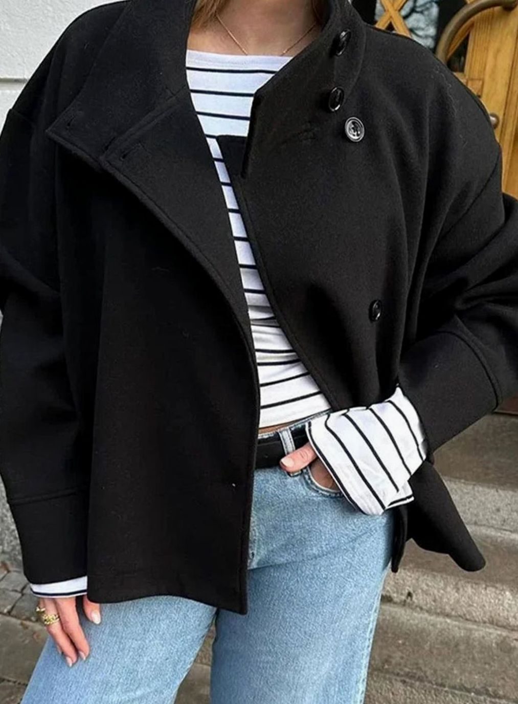 Women's Short Button-Up High-Collar Wool Coat - Black
