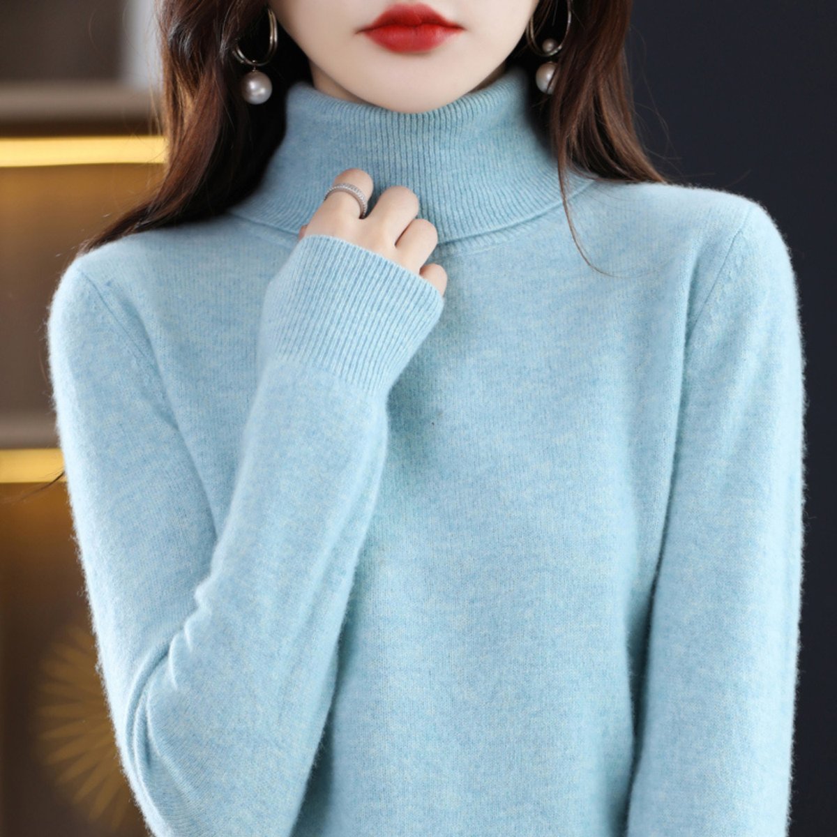 Women's Slim-Fit Cashmere Blend Turtleneck Jumper - Light Blue