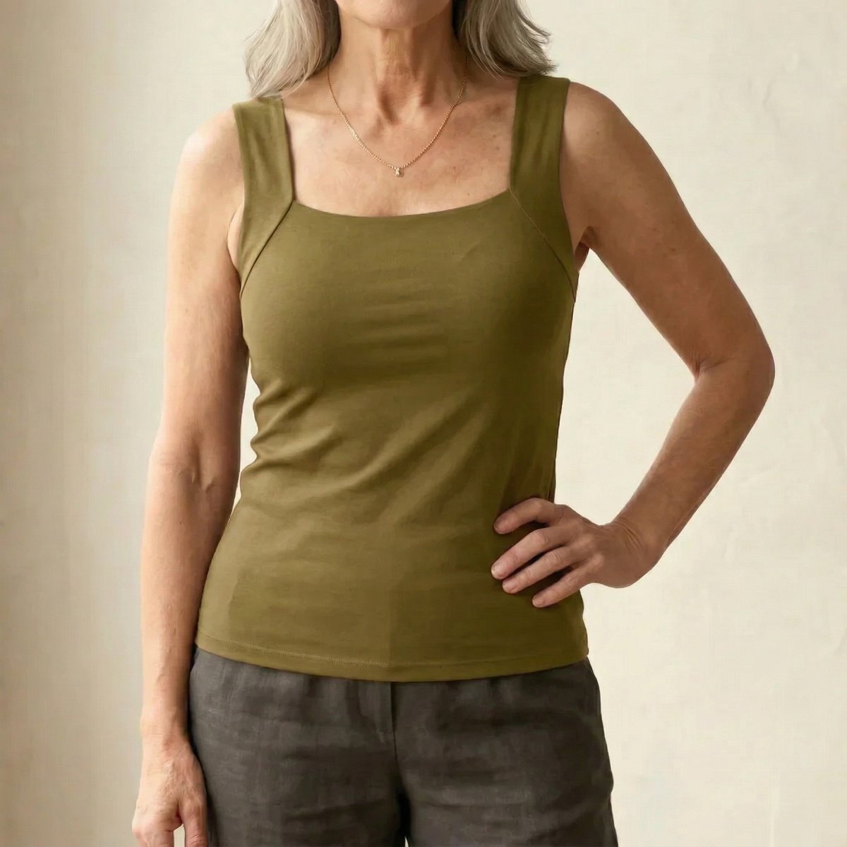 Women's Square-Neck Built-In Bra Sleeveless Tank Top - Green