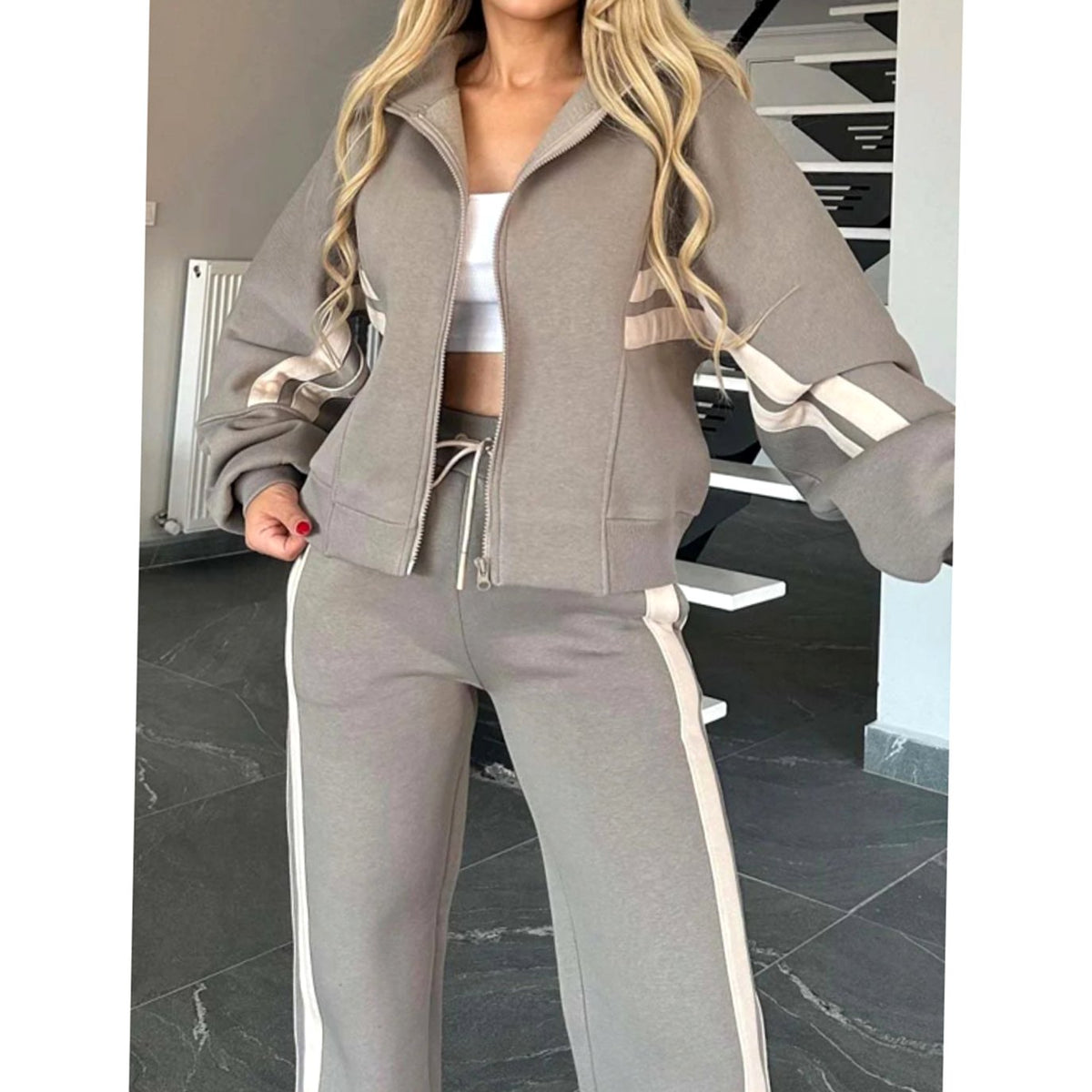Women's Striped Two-Piece Zip-Up Crop Jacket Wide-Leg Jogger Set