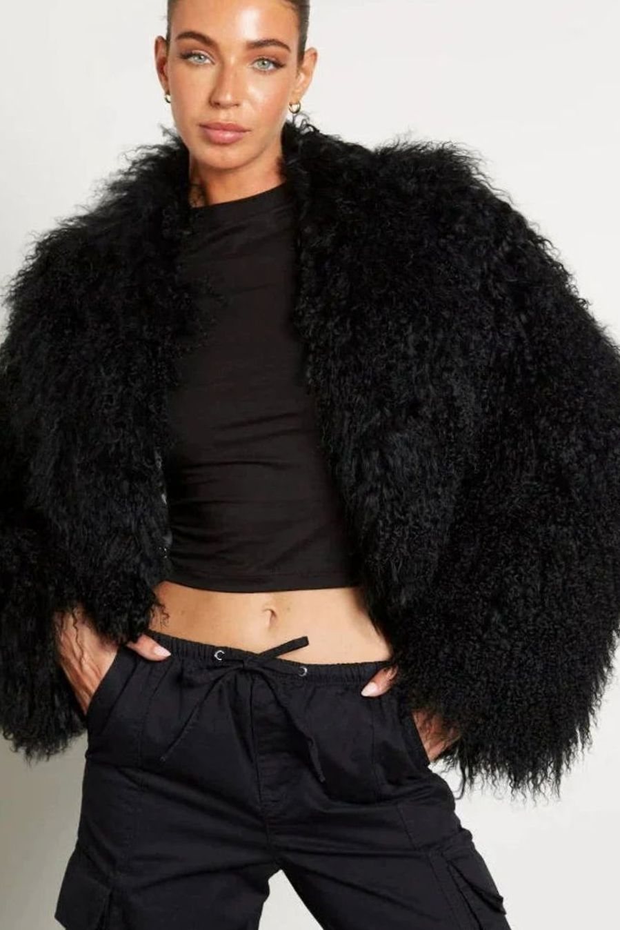 Women's Teddy-Style Faux Fur Long-Sleeve Cropped Coat - Black