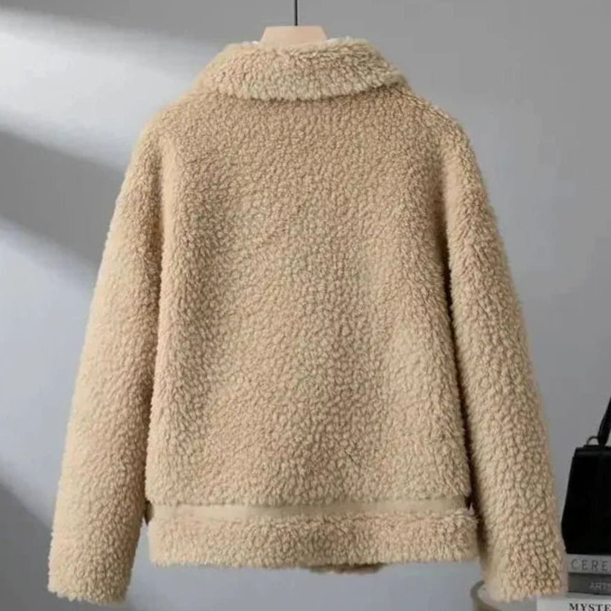 Women's Winter Coat Plush Shearling Patch-Pocket Jacket