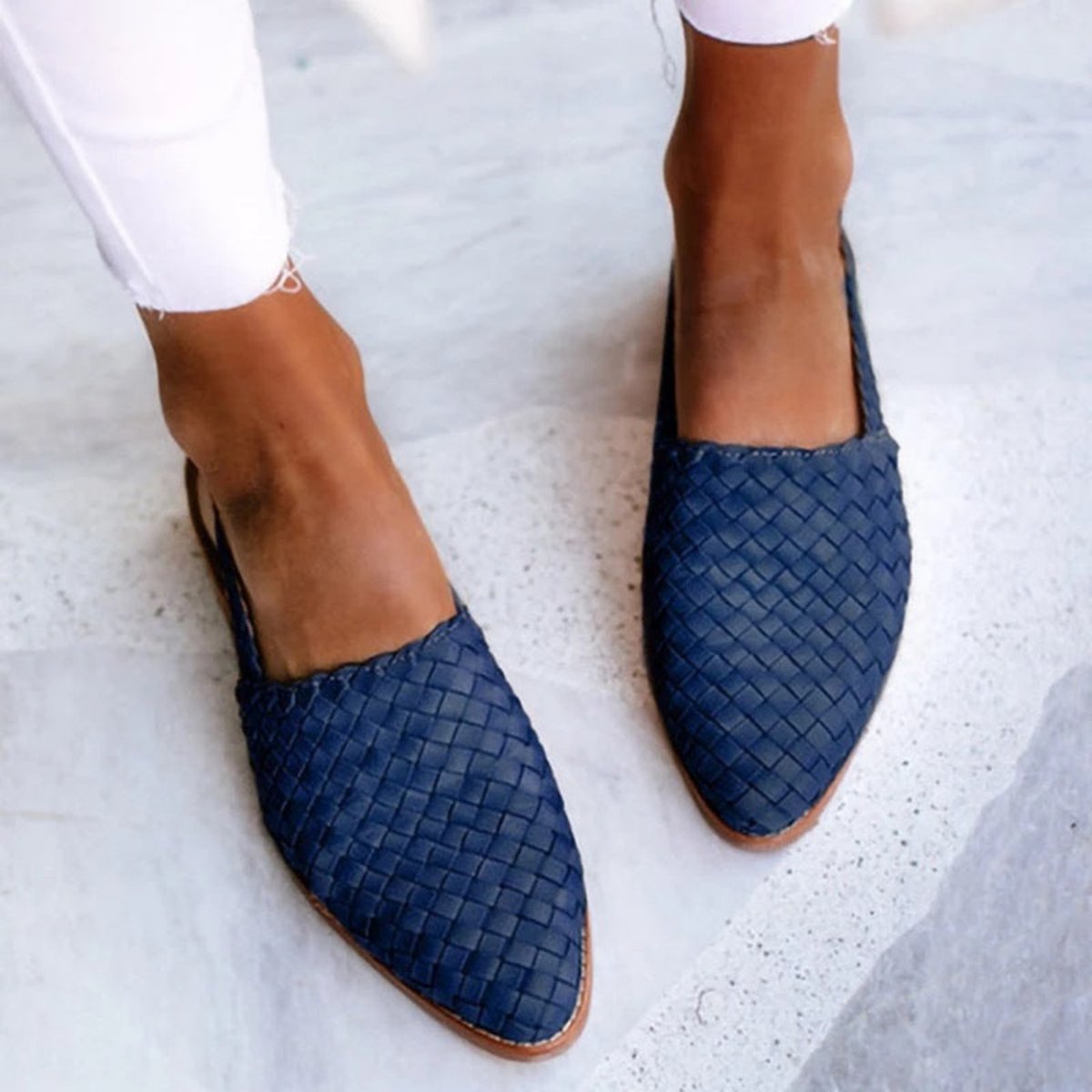 Women's Woven Leather Pointed Toe Slingback Comfortable Sandals - Navy